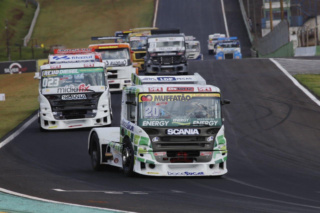 Fórmula Truck terá o limite de 52 caminhões Jornal do Oeste