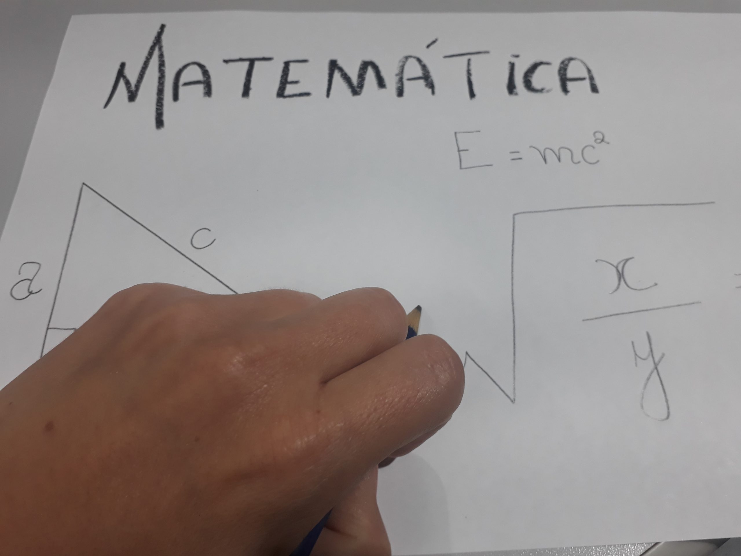 Desafios matemáticos para estimular seu raciocínio - Toda Matéria