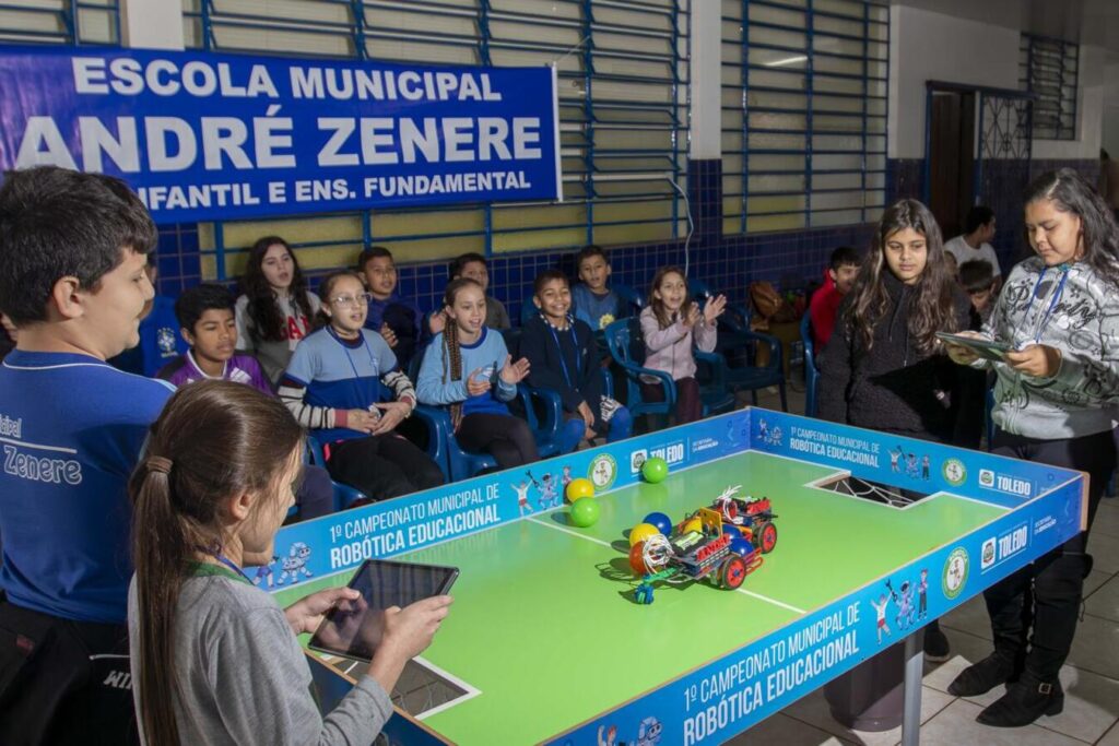 Campeonato municipal faz alunos de escolas públicas aprenderem