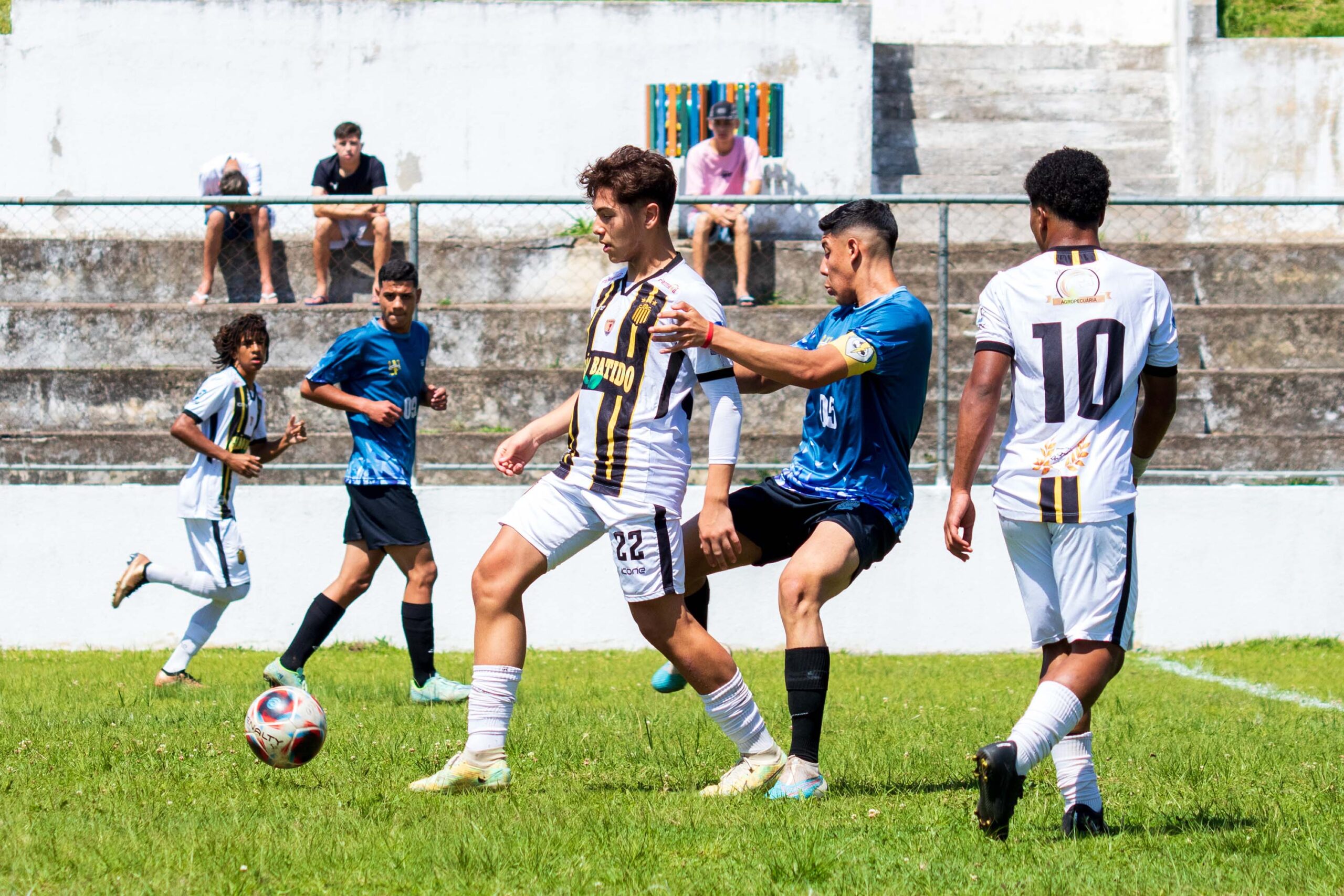 Fase regional dos Jogos Escolares Bom de Bola começa nesta quinta