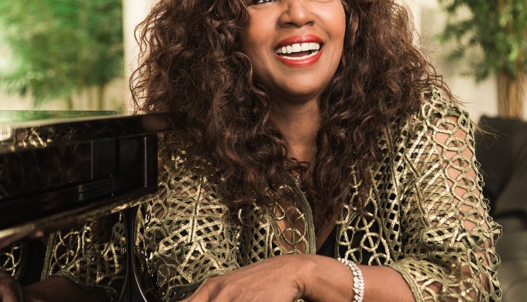 gloria-gaynor-se-apresenta-em-setembro