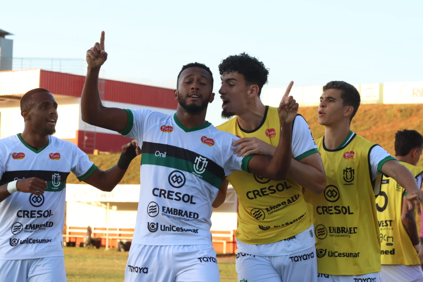 maringá fc vence