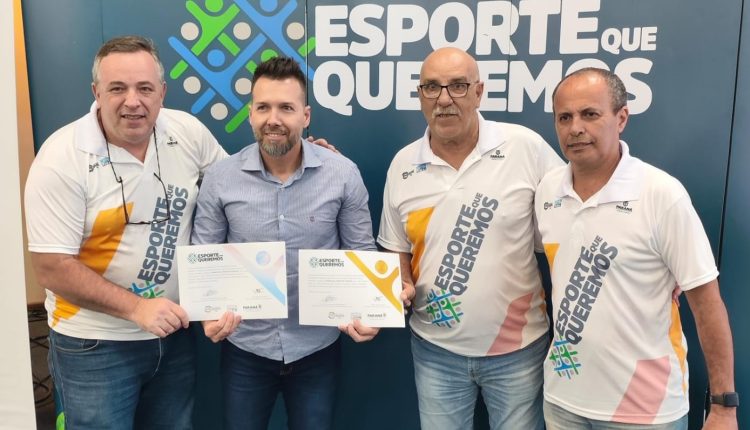 Selos ouro e plus esporte