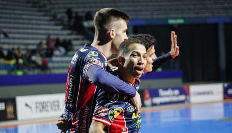 duelo-brasileiro-na-libertadores-de-futsal