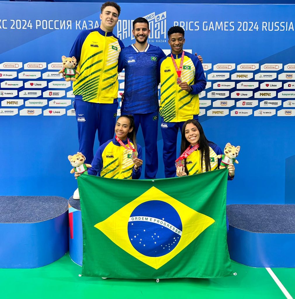 badminton-no-brics