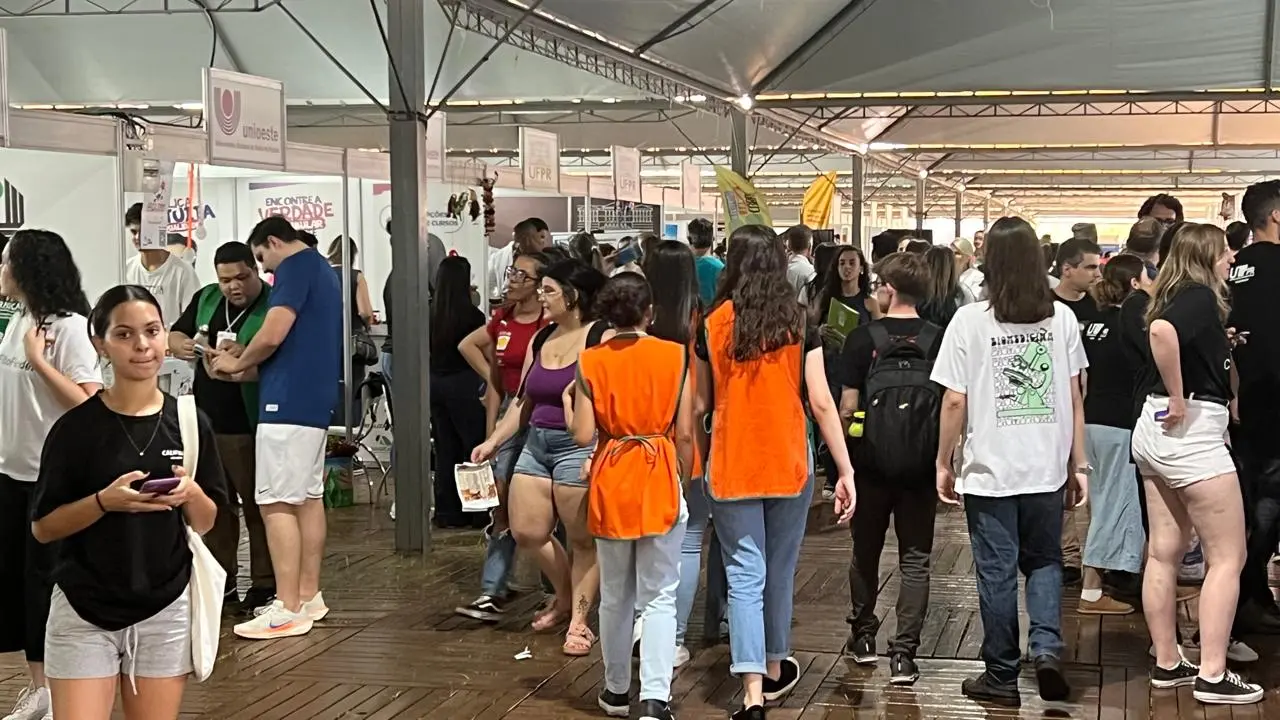 Unioeste participates in Parana Do Science in Maringa