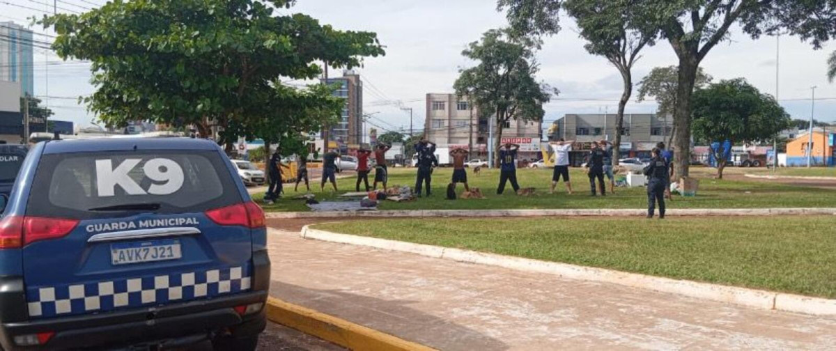 Guarda Municipal realiza abordagem no Terminal Rodoviário de Toledo  