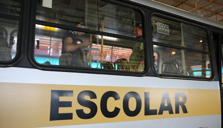 transporte escolar em Toledo