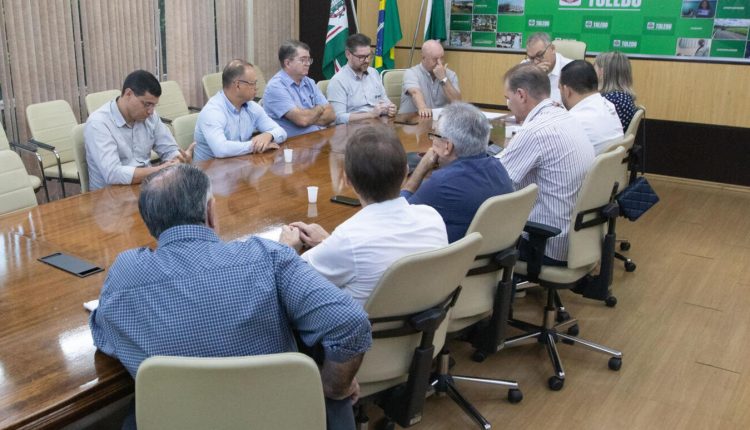 gabinete do prefeito/prefeitura de Toledo