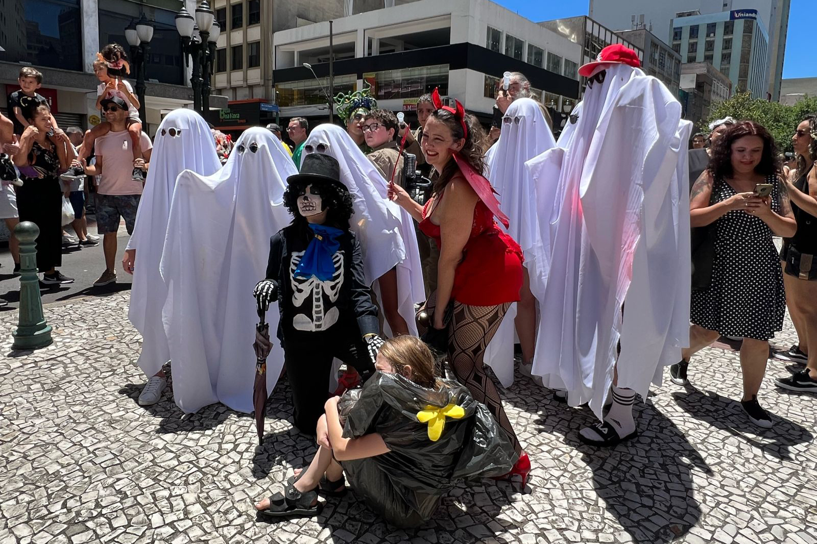 Zombie Walk ganha vida com excursões e pacotes em agências de turismo Foto: Viaje Paraná