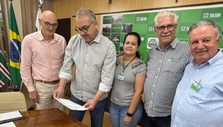 Documento foi assinado pelo prefeito Mario Costenaro. Direção da Hoesp comemora liberação que é fundamental para formalização de processos TOLEDO