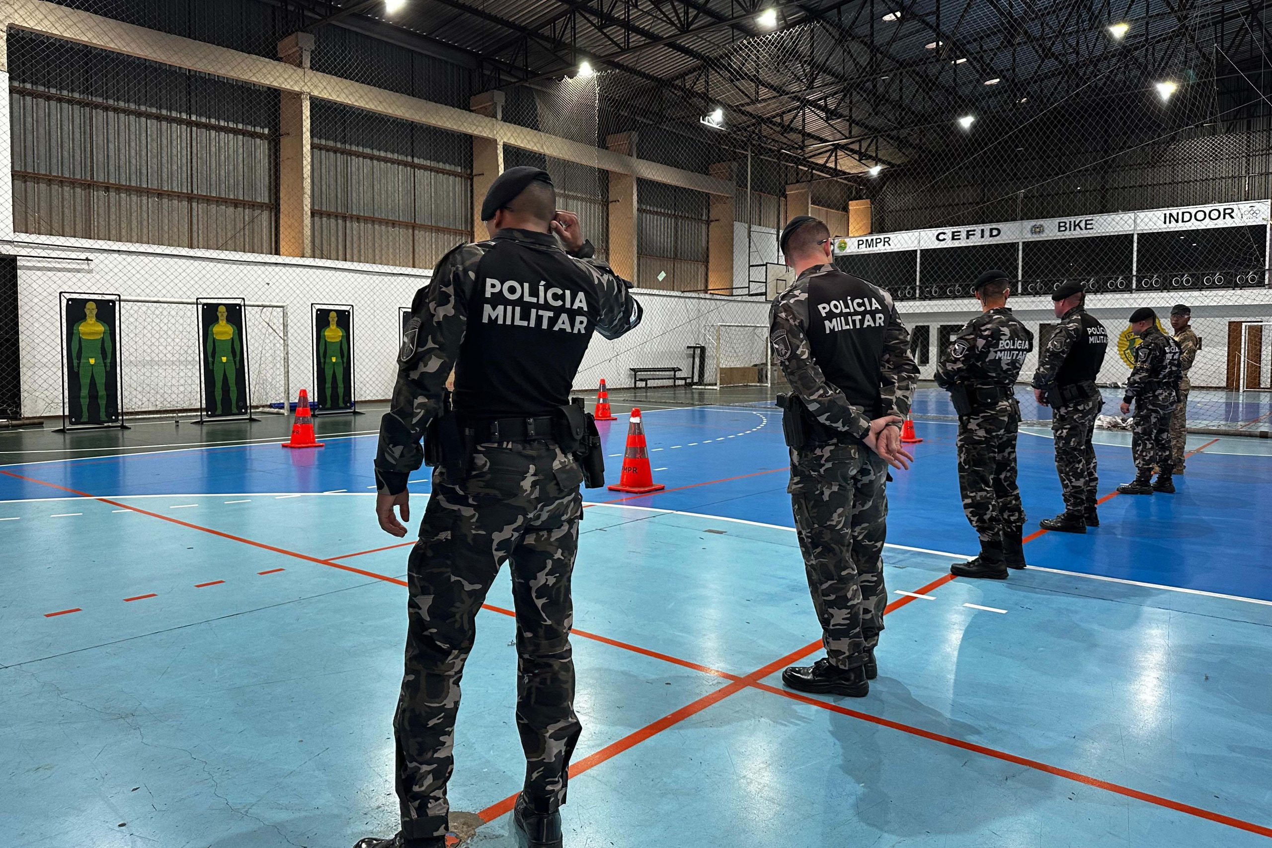 Polícia