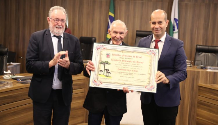 Arqueólogo
