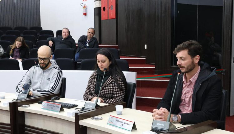 Execução físico-orçamentária do 1º quadrimestre de 2025 foi exposta pela equipe da Secretaria na manhã desta sexta-feira (13), no Plenário do Legislativo Municipal Crédito: Prefeitura de Toledo