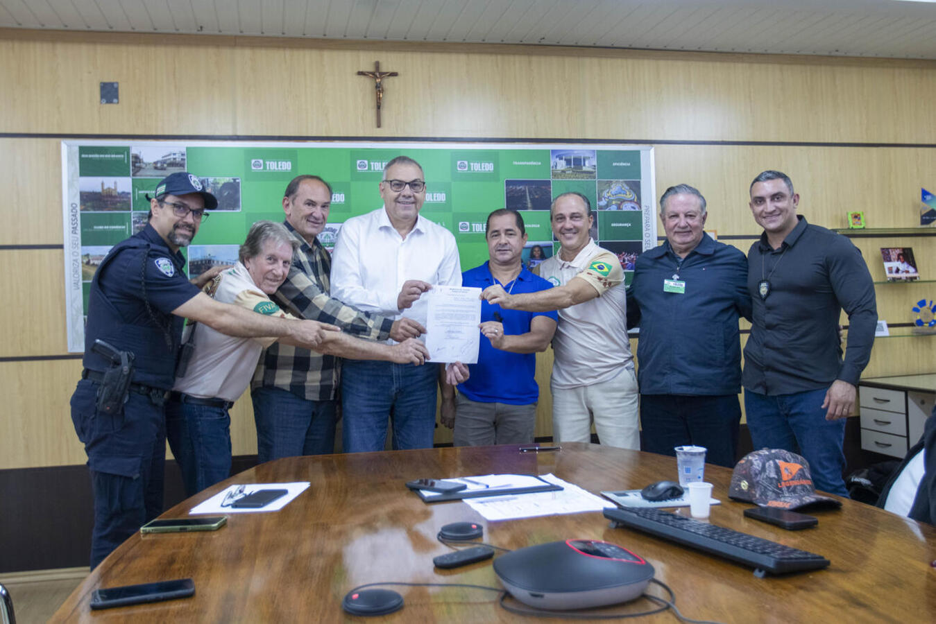 Executivo sanciona leis que tornam entidades utilidade pública
