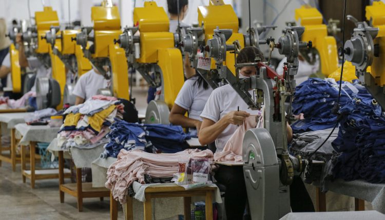 Semana curta, mas com oportunidades: Agências do Trabalhador têm 23,3 mil vagas Crédito: Jonathan Campos/AEN