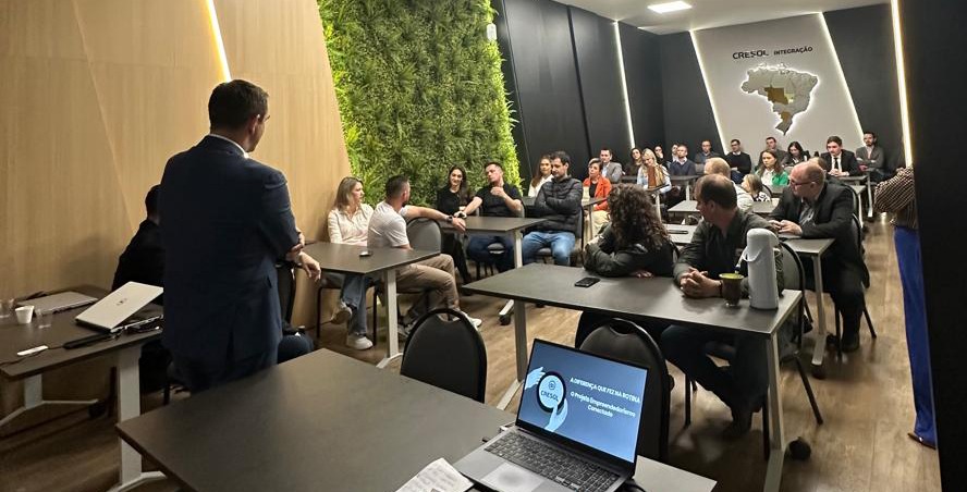 Dez empresas concluíram ciclo de consultorias especializadas focadas no fortalecimento e desenvolvimento dos negócios Crédito: Assessoria Cresol