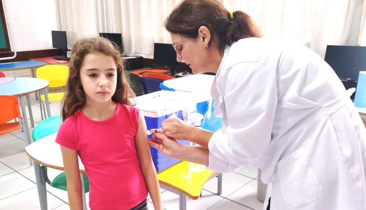 Campanha de Vacinação em escolas de Toledo alcança 2 mil doses aplicadas