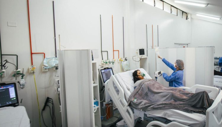 Leitos foram distribuídos entre o Hospital Regional de Toledo e a Hoesp e reforçam atendimento hospitalar no município Crédito: Prefeitura de Toledo