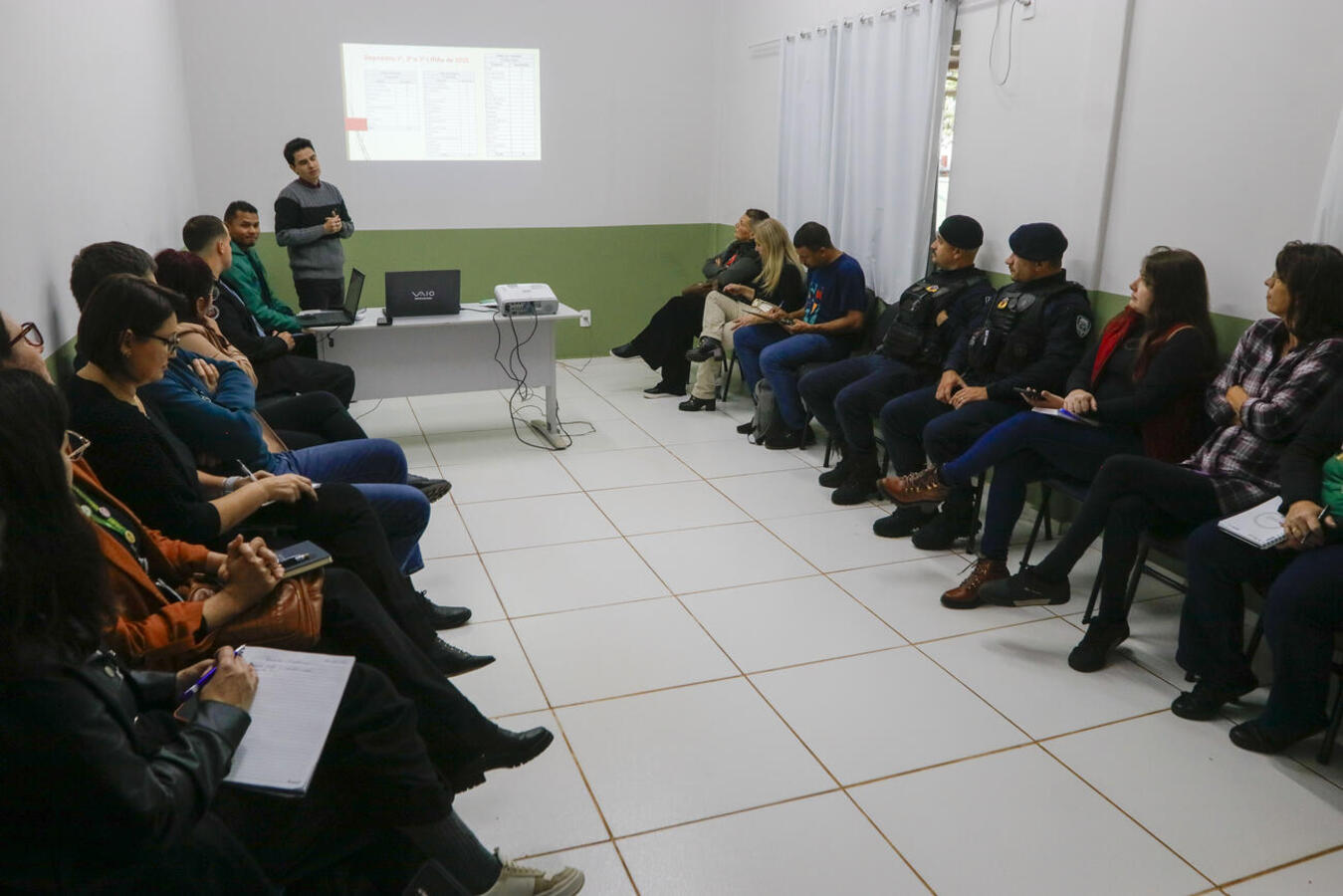 Integrantes de grupo de trabalho reuniram-se para avaliar e propor ações de combate ao Aedes aegypti e as doenças transmitidas por ele Crédito: Carlos Rodrigues/Prefeitura de Toledo
