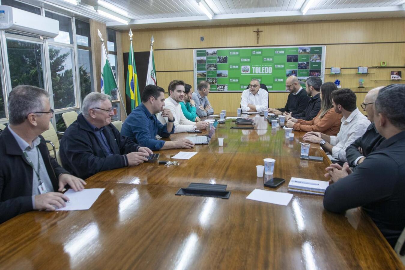 Encontro entre Acit e Prefeitura discute avanços para o município