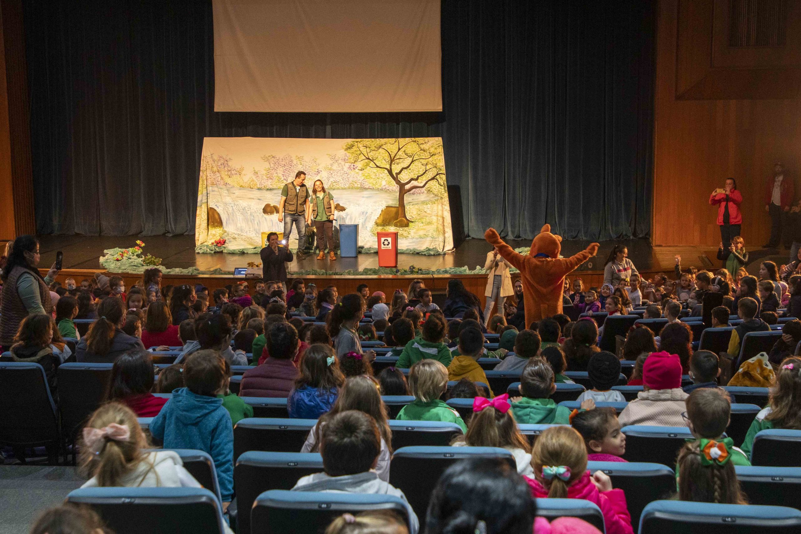 Espetáculos do Teatro Municipal contemplam todas as idades e públicos Crédito: Arquivo JO