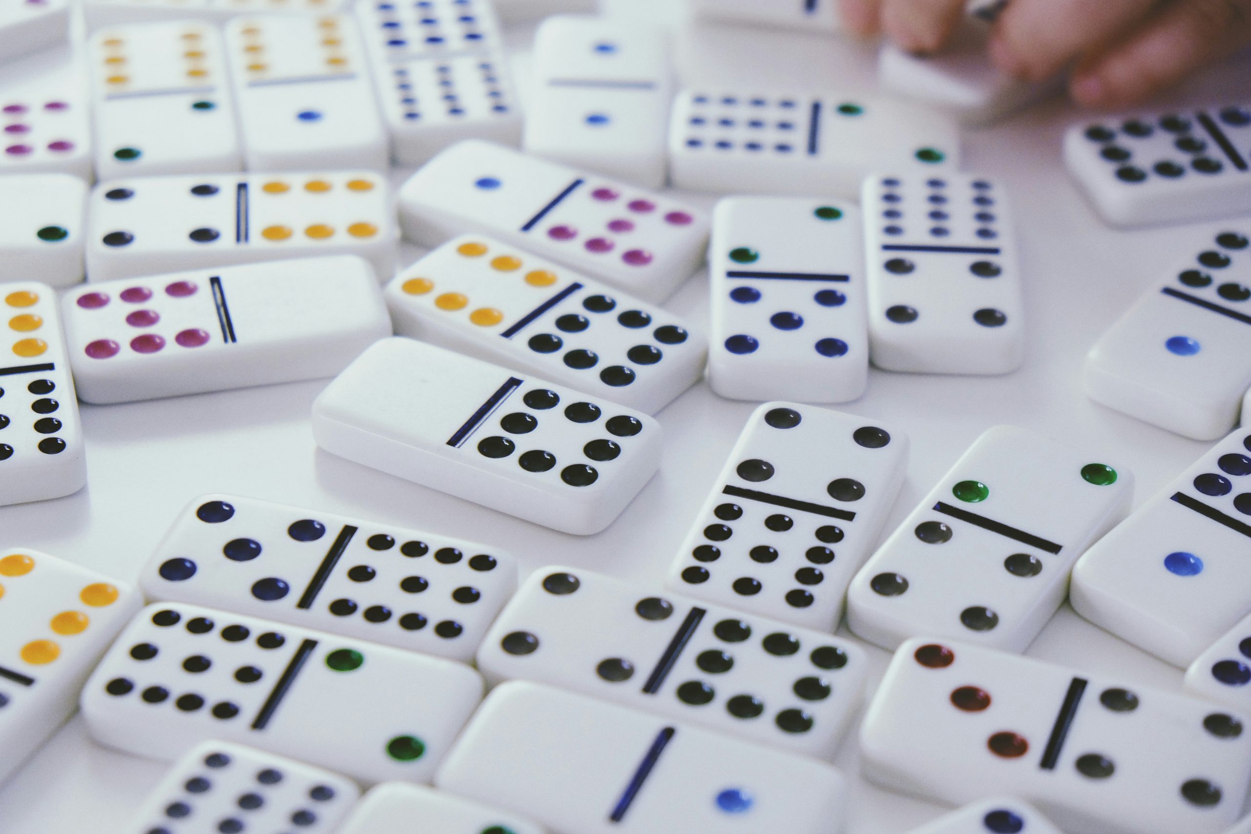 O torneio de xadrez é promovido para duplas masculinas e femininas a partir dos 60 anos Créditos: Ryan Quinta / Unsplash