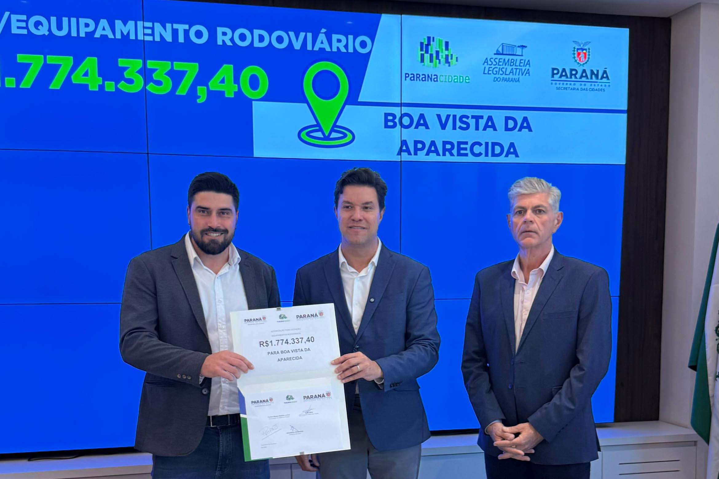 Estado autoriza licitações que somam R$ 65 milhões para 19 municípios paranaenses Crédito: Alex Adam/SECID
