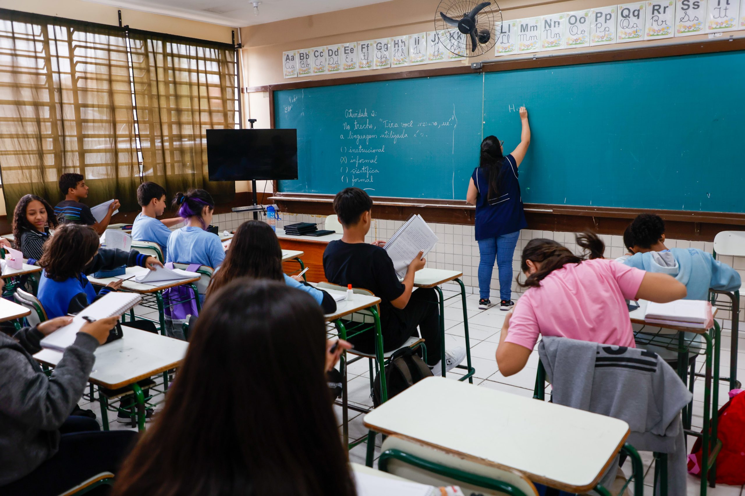Folha complementar: Governo paga nesta sexta o reajuste retroativo dos professores Crédito: Gabriel Rosa/Arquivo AEN