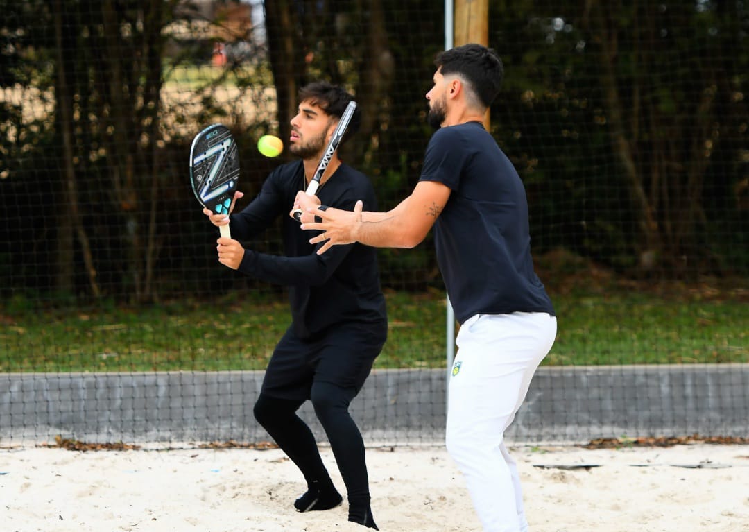 De preto Hugo Russo e Leonardo Branco treinam Crédito: @focobt