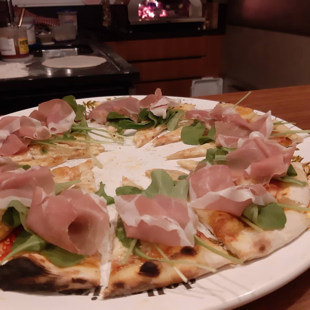 Pizza produzida por Riccardo Rusalen é feita com longa fermentação Créditos: Arquivo pessoal