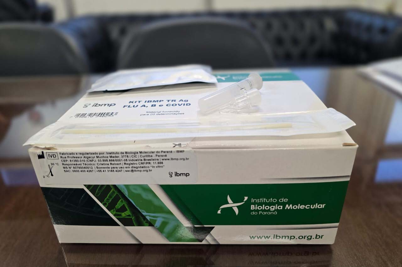 Sesa recebe 100 mil testes rápidos para Influenza A, B e Covid-19 Crédito: SESA