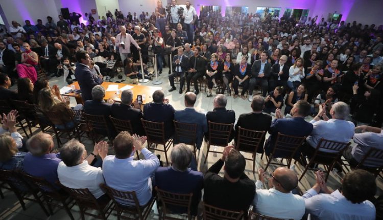 Os eventos de interiorização alcançaram milhares de paranaenses. Crédito: Valdir Amaral/Alep