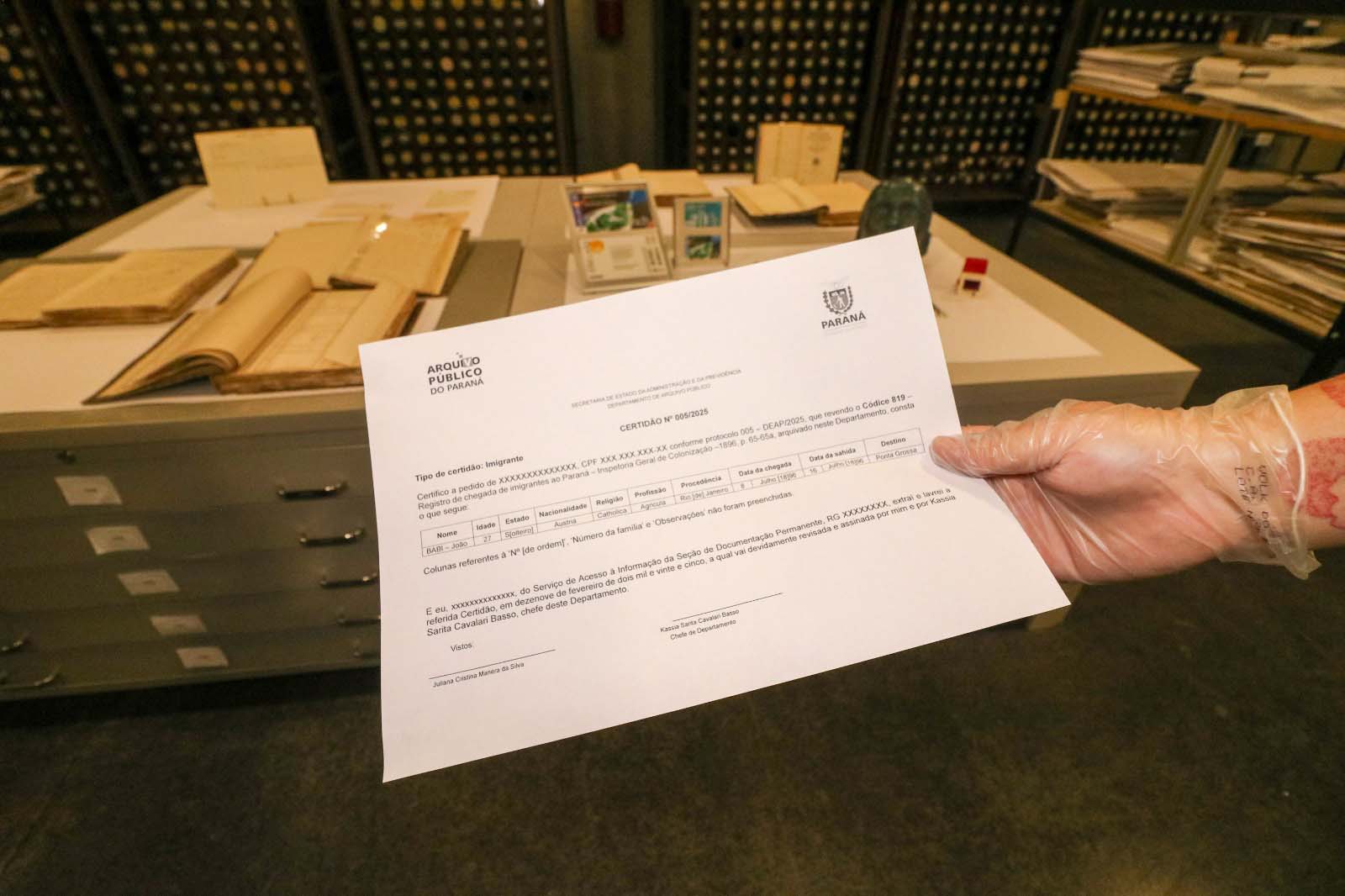 É possível pesquisar o sobrenome da sua família no site do Arquivo Público para saber se há algum registro de entrada no Paraná Crédito: Geraldo Bubniak/AEN
