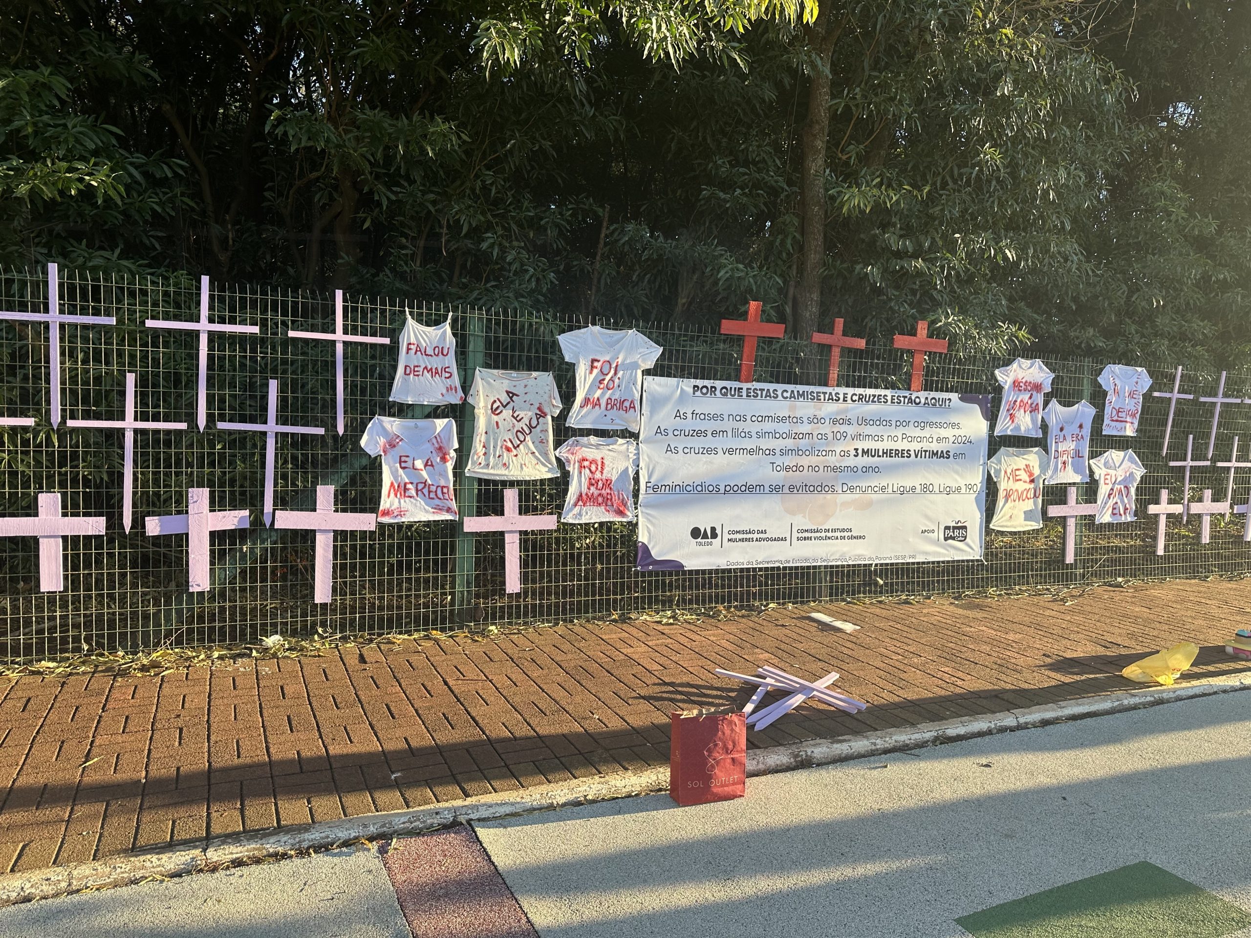 Um painel está exposto no Horto Florestal Crédito: Franciele Mota