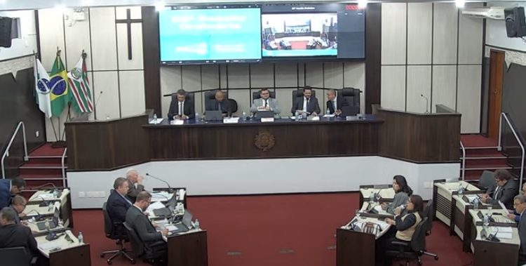 A sessão ordinária ocorreu na última segunda-feira Crédito: Reprodução