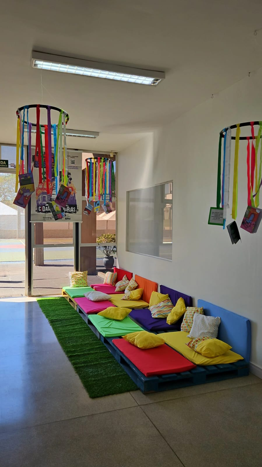 O espaço está devidamente decorado e pronto para receber os espetáculos e demais atividades variadas Crédito: Janaí Vieira