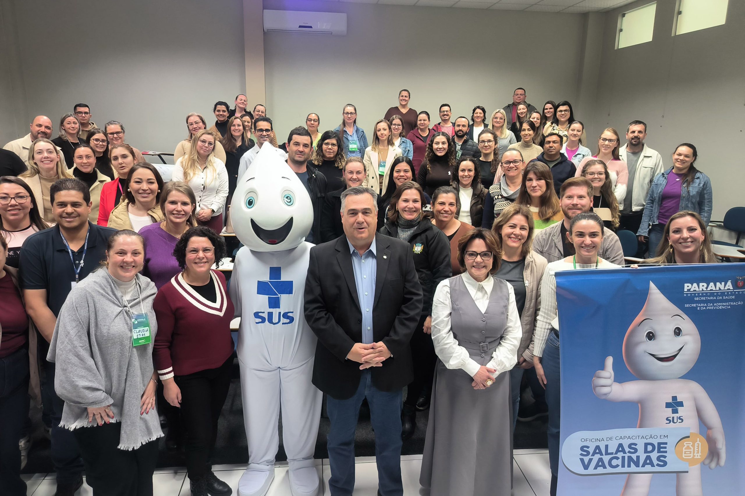 Após ação nas macrorregionais, Saúde prepara nova fase de qualificação das salas de vacinas Crédito: SESA