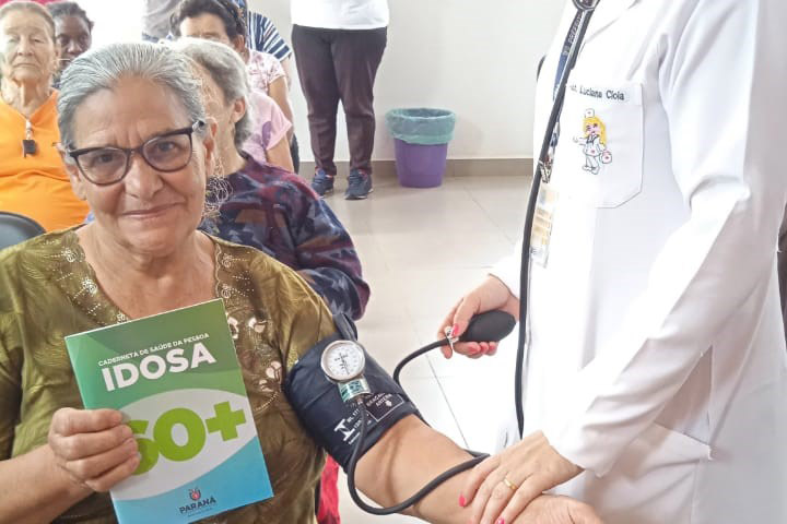 A expectativa de vida dos paranaenses é de 79,2 anos – 75,8 anos para os homens e 82,6 anos para as mulheres Crédito: SESA-AEN