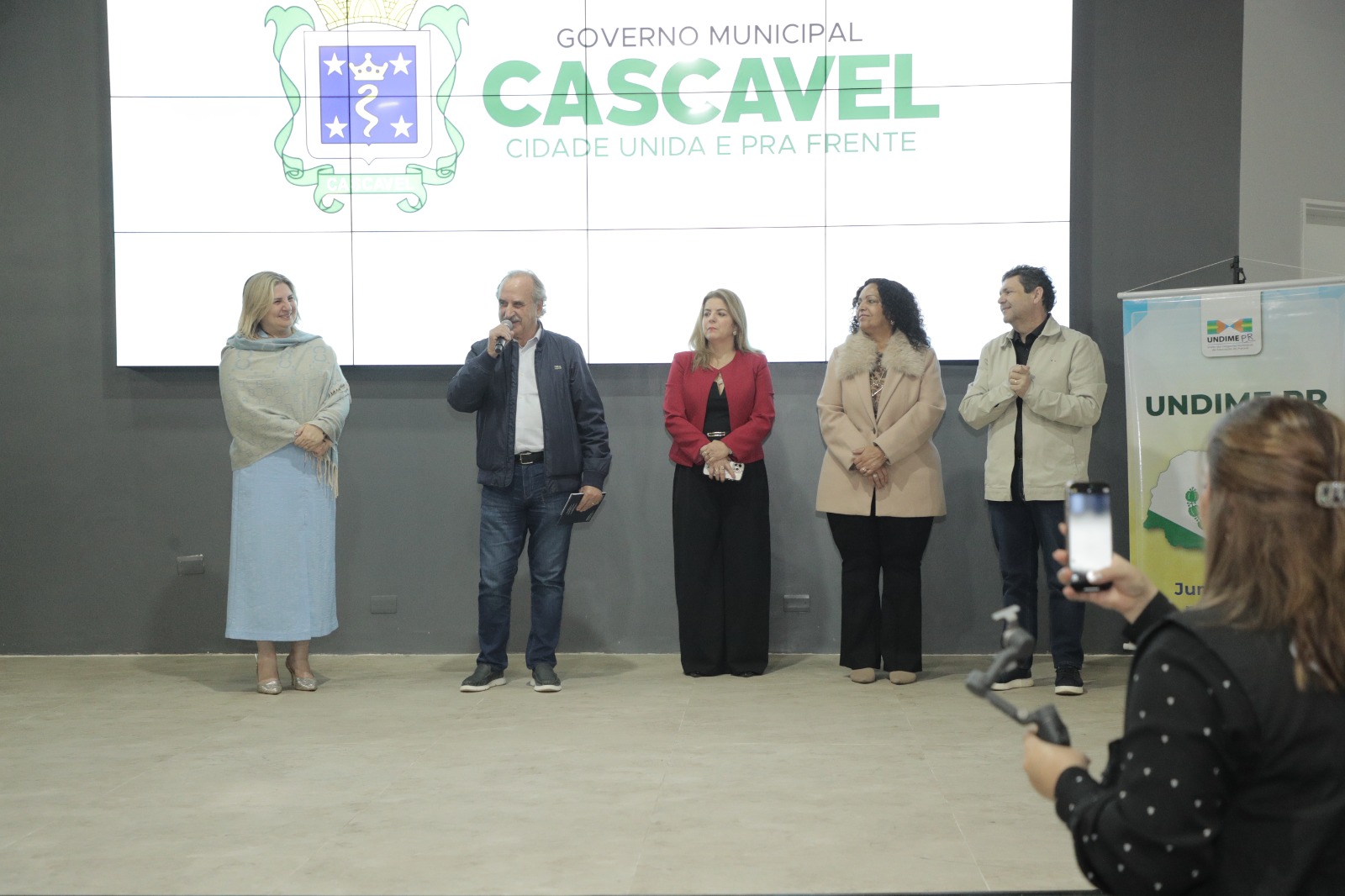 O objetivo é fortalecer políticas públicas educacionais, atualizar gestores sobre a legislação vigente e incentivar a troca de experiências Crédito: Prefeitura de Cascavel