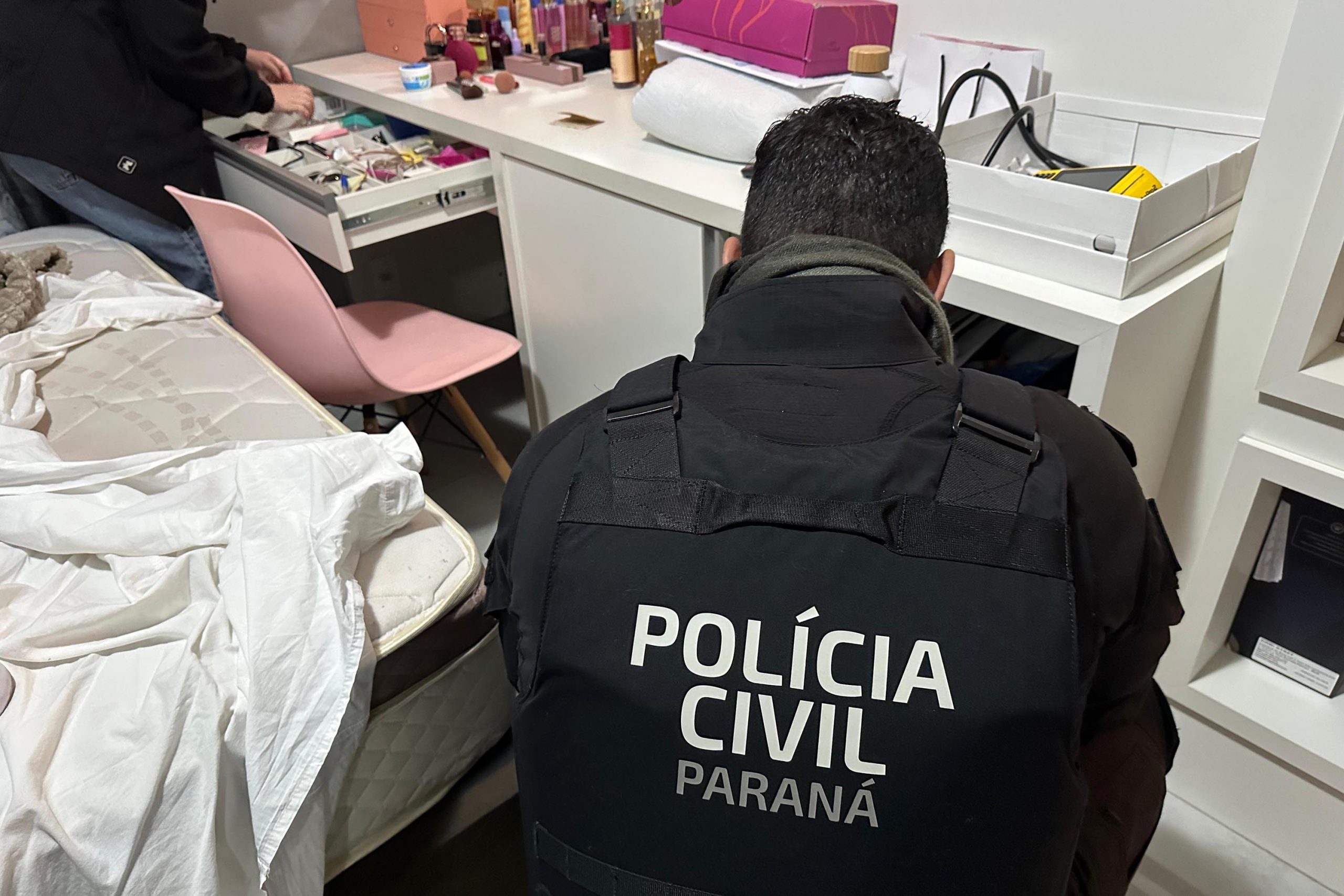 PCPR prende suspeita de envolvimento em fraude de mais de R$ 22 milhões contra empresa Crédito: PCPR