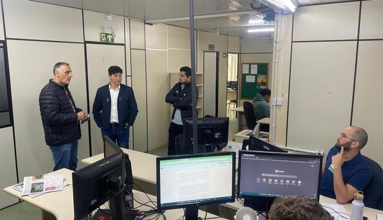 Na manhã desta sexta-feira (8) a prefeitura de Toledo recebeu o secretário de Comunicação de Campo Mourão, Victor Raoni, para uma visita técnica Crédito: Yudi Kajiyama/Prefeitura de Toledo