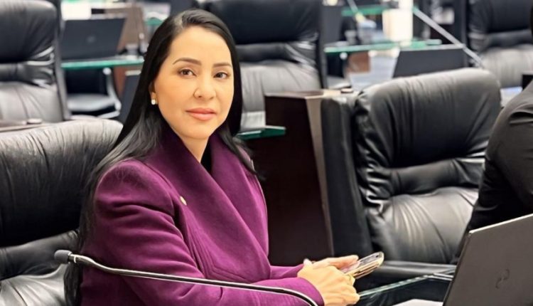 Deputada Cantora Mara Lima (Republicanos). Créditos: Divulgação/Assessoria Parlamentar