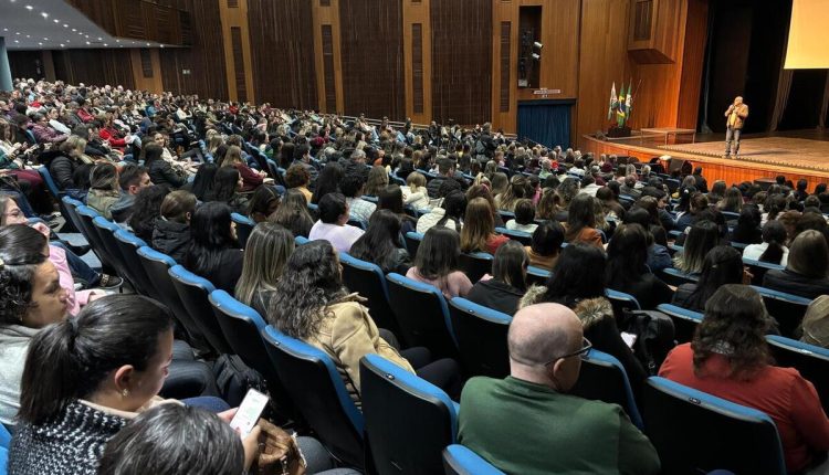 Evento reúne mais de 2,2 mil educadores em programação com mais de 70 palestras Crédito: Wanderson Schumacher/Prefeitura de Toledo