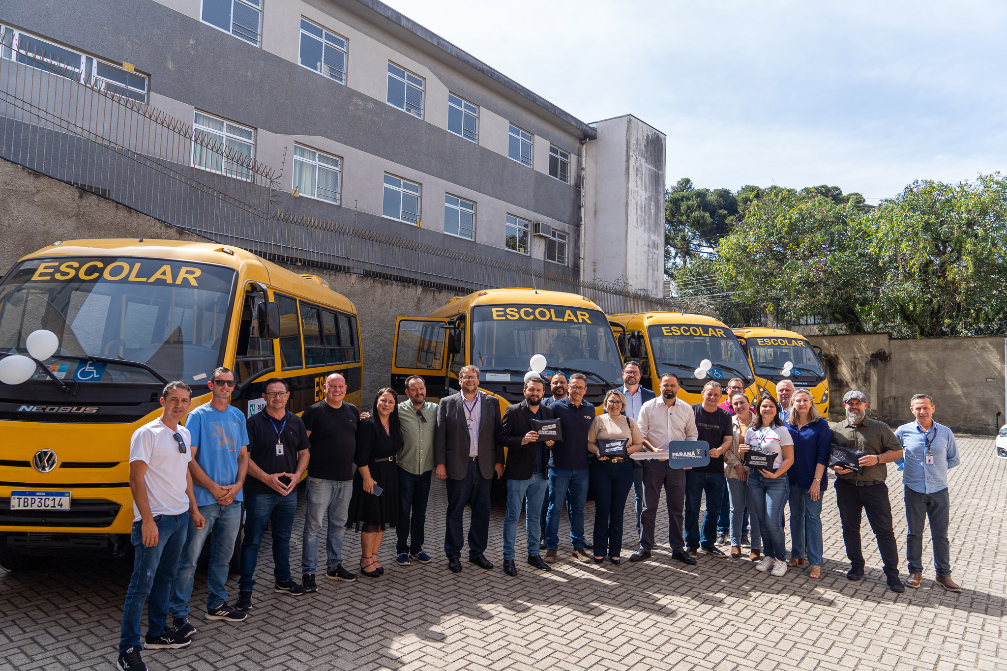Governo entrega novos ônibus a colégios agrícolas para atividades práticas dos alunos Crédito: Lucas Fermin/SEED