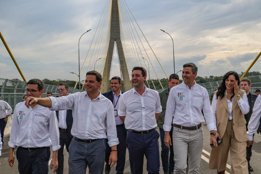 Ratinho Junior e presidente do Paraguai visitam obra da Ponte da Integração Crédito: Jonathan Campos/AEN