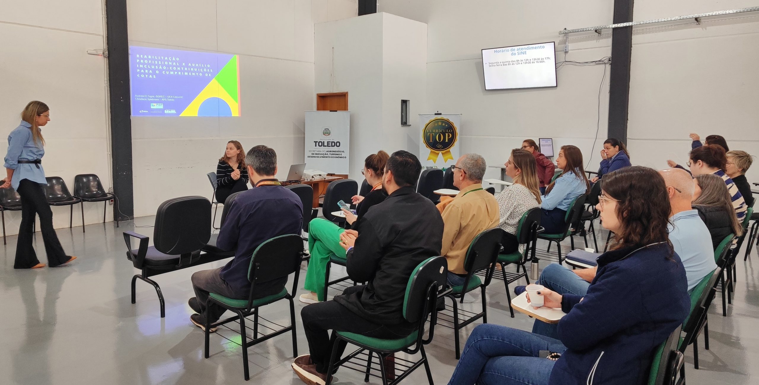 Uma das ações foi a realização de uma Roda de Conversa entre empresas e a equipe do INSS de Toledo Crédito: Janaí Vieira