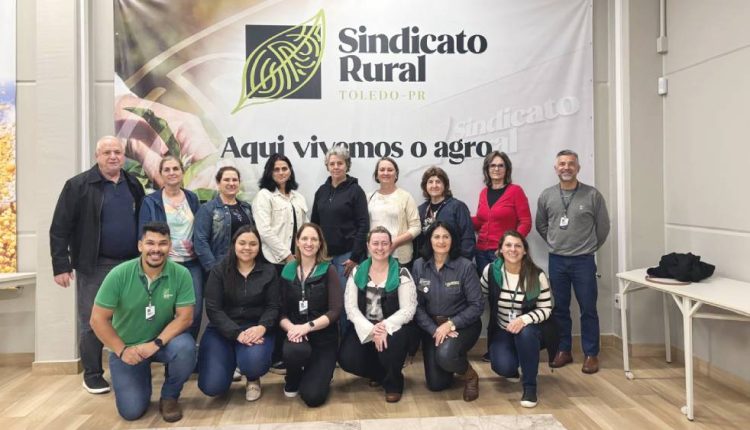 Presidente Gafuri e equipe apresentaram estrutura de apoio ao produtor rural em Toledo Crédito: Sindicato Rural de Toledo