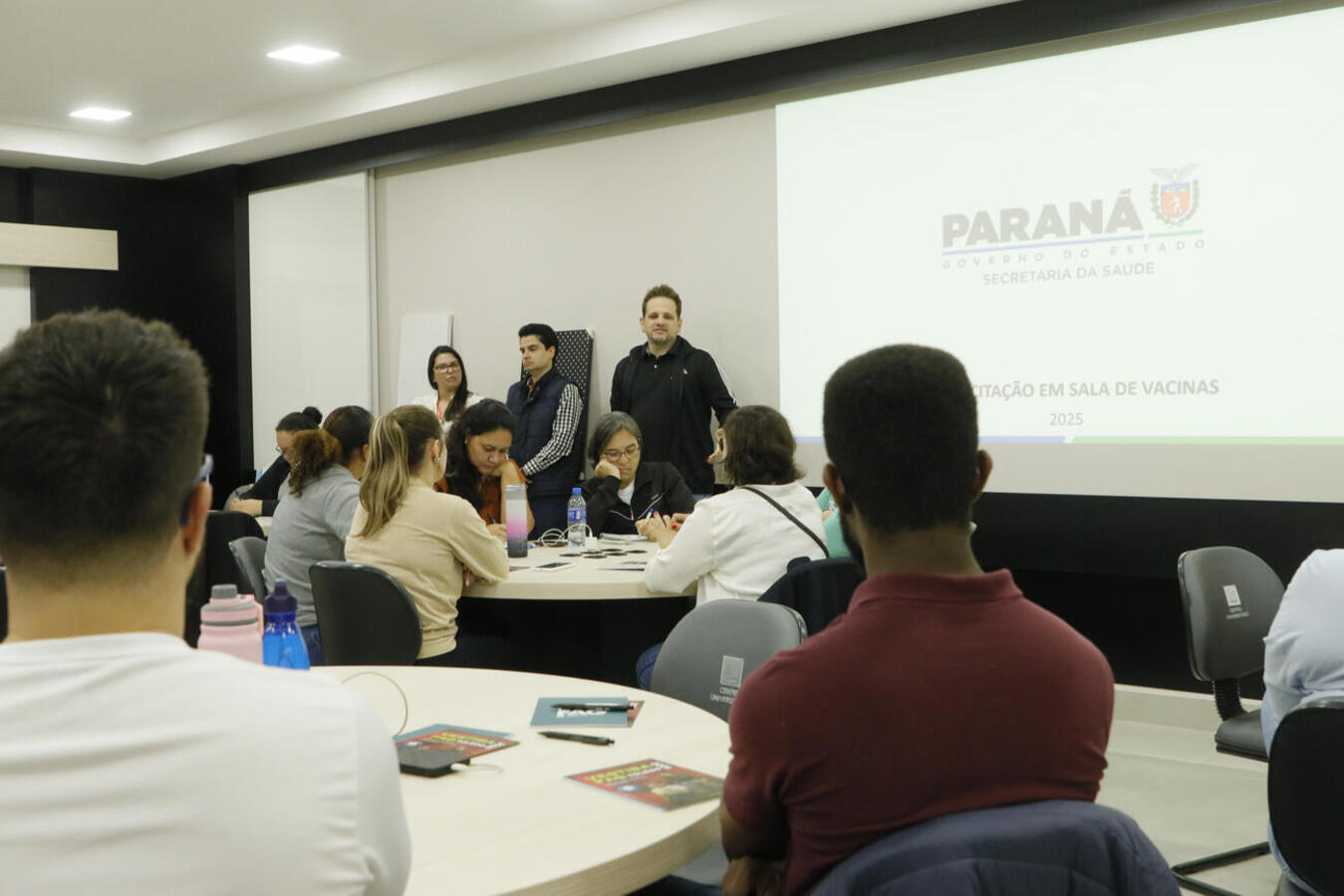 Evento está sendo realizado na FAG/câmpus Toledo e visa atualizar conhecimentos sobre fluxos de atendimento nas unidades de saúde Crédito: Carlos Rodrigues/Prefeitura de Toledo