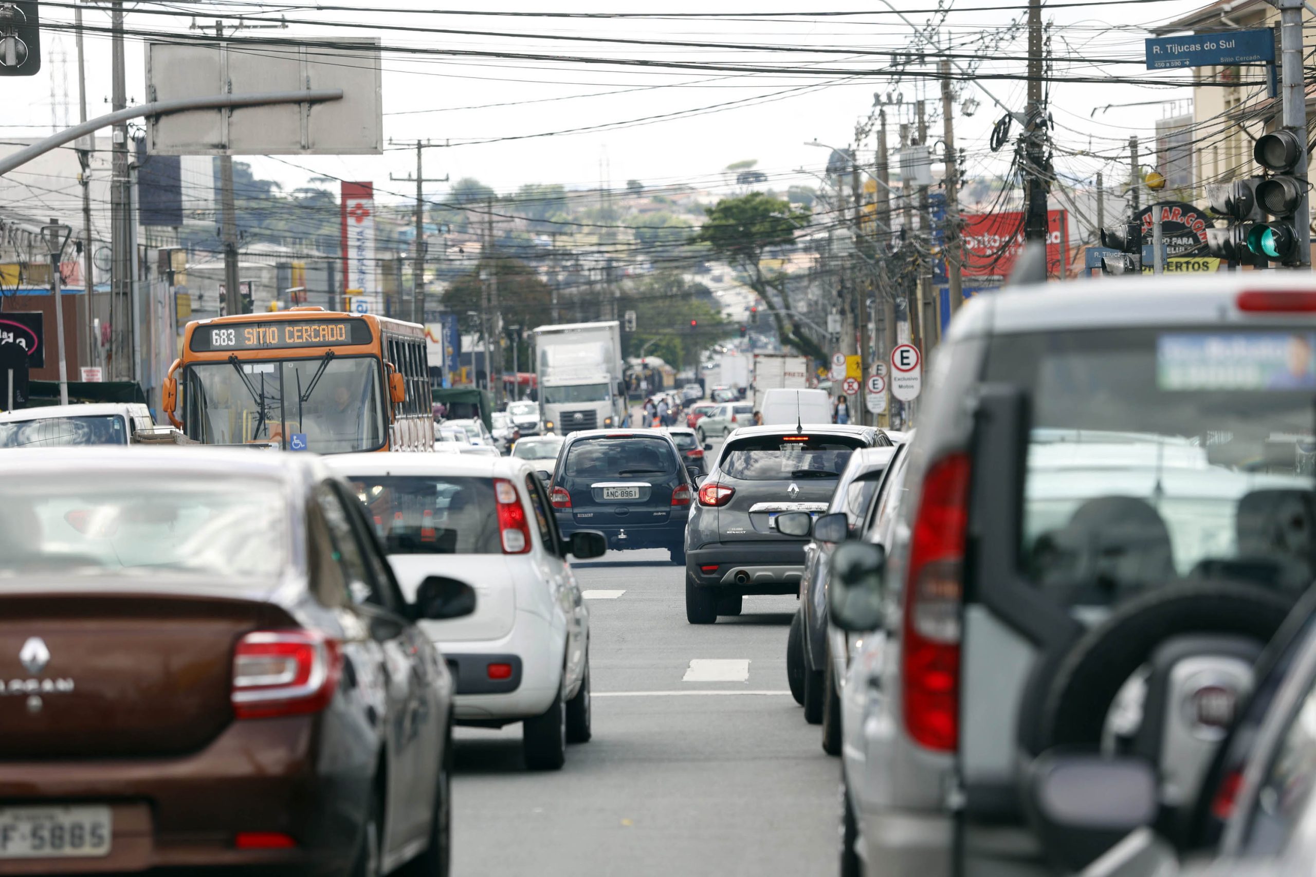 Com 233 mil novos registros, número de emplacamentos sobe 34% no Paraná em 2025 Crédito: Albari Rosa/Arquivo AEN